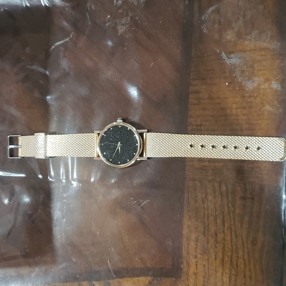 Set of 3 Unisex wristwatches - Picture 7 of 12